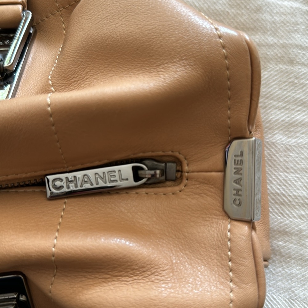 CHANEL Wild Stitch Boston Bag Leather Handbag - Picture 8 of 15